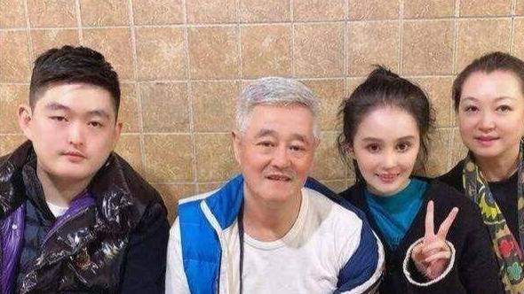 赵本山|有一次，赵本山的儿子考了全班倒数第一，回来反而跟赵本山要1W元！