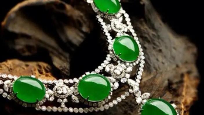 翡翠|喜欢变种的翡翠有哪些？遇到这几种翡翠要避开，以免入坑