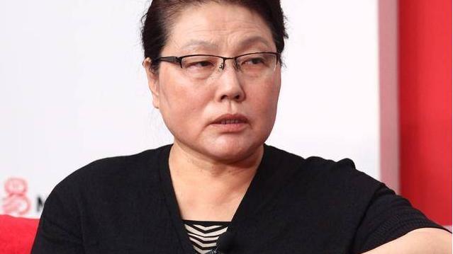 大学|经济学家：年轻人应该放弃高薪职业，去赚钱少的岗位锻炼