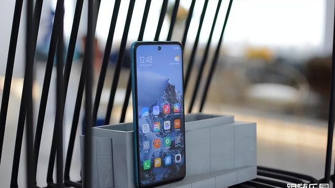 高通骁龙|能流畅使用三五年的千元机，只有这三款，性能强悍、配置主流！