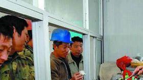 山西太原，男子在工地上班时认识饭堂的女员工，并与其发展成为不正当男女关系