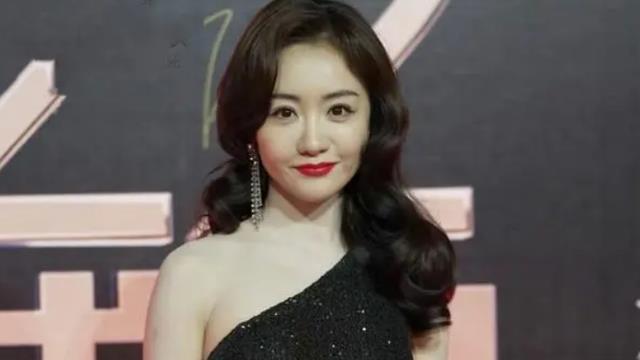 国剧盛典|国剧盛典女星红毯造型土味？造型不是重点，演技才是硬通货！