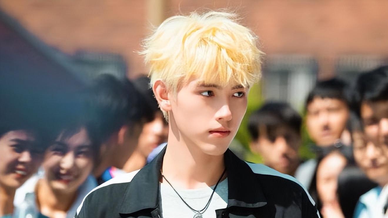 陈飞宇|周末两天6个瓜，陈飞宇想火闹笑话，唐嫣、baby被群嘲，真热闹