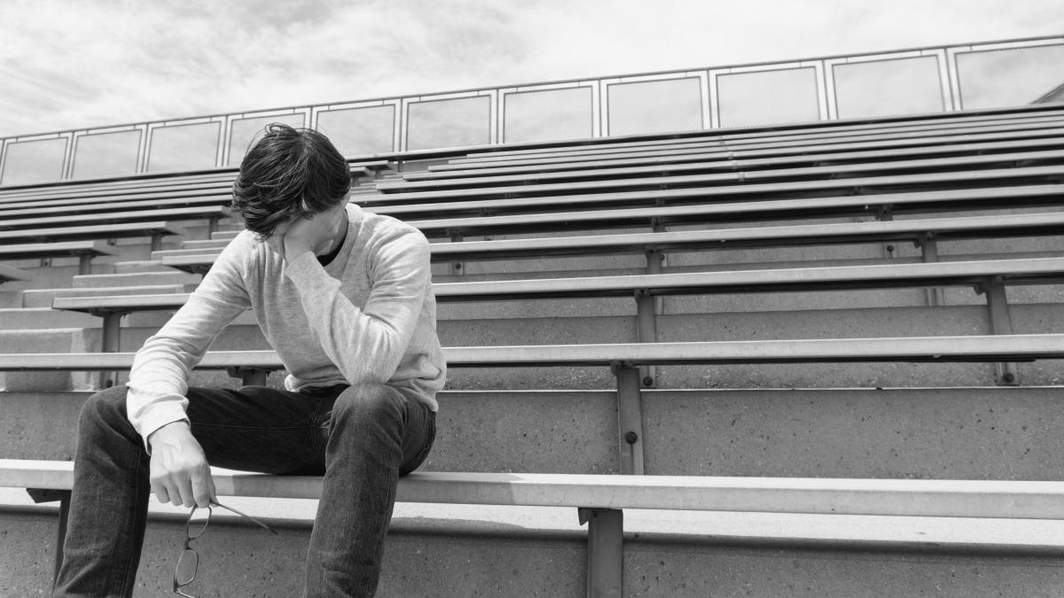 |开始倒挂了！年轻人的工资，还不如父母的退休金？