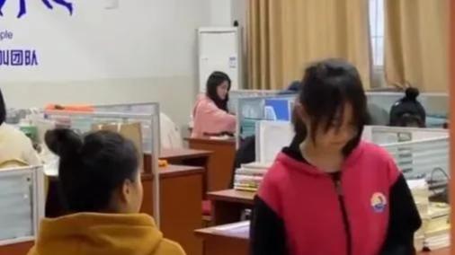 办公室|猫咪怕老鼠，老师怕学生，你们相信吗