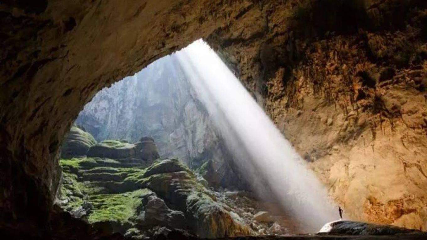 |全球最大的洞穴，能装下全球78亿人，参观一次需花费2万，却常有人半途放弃