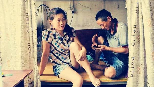 男女混居的打工岁月，从曾经面红耳赤再到熟视无睹！