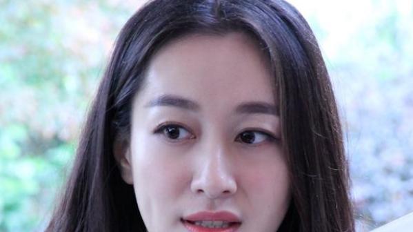 董维嘉|演绎过很多角色的董维嘉，有着多变的风格，演技受到大家肯定