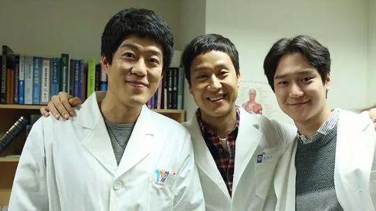 请回答1988|凭什么被誉为巅峰？《请回答1988》这些隐喻与草蛇灰线你看懂了吗