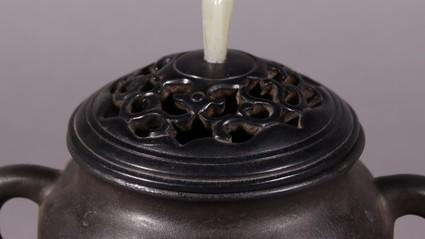 |清 松月侣款铜胎熏炉摆件