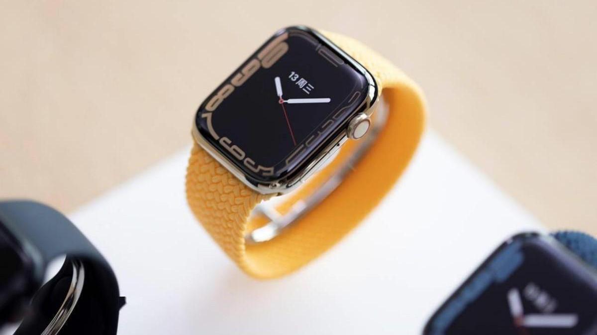 苹果|重新认识Apple Watch Series 7：与前代比变化不大！