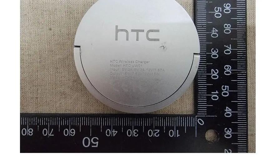 HTC|iPhone 危险：死去的 HTC 宣布重生了...