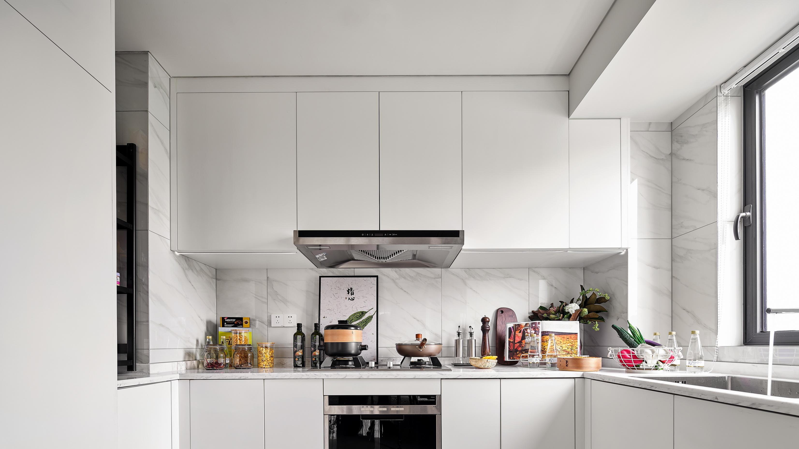 厨房怎么装修可以扩大十倍？