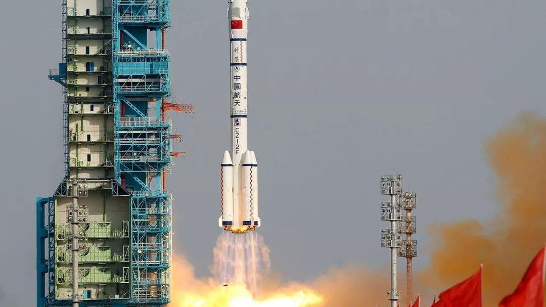 17年前，杨利伟太空听到的“敲门声”，万幸没有开门