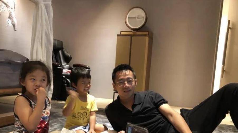 陈昱霖|一波未平一波又起，汪小菲起诉大S首度开庭，都是赡养费惹的祸？