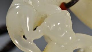 |和田玉灵猴献寿把件