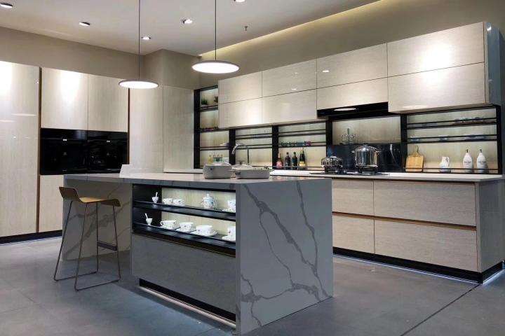 小厨房怎么样装修才实用，合理布局，打造精美方便的厨房空间