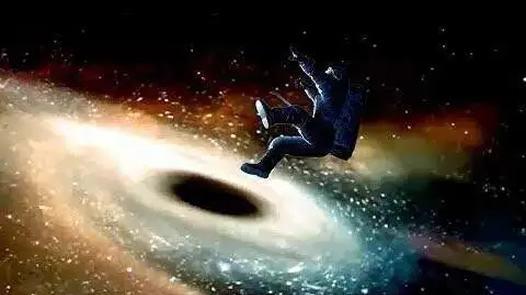 为什么坠入黑洞会那么难，人类是否能被它吸入？