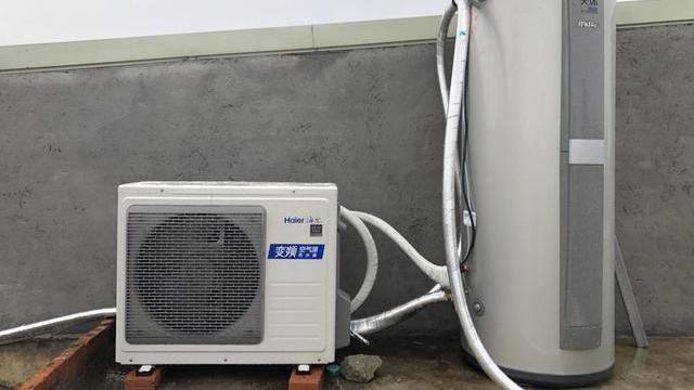 越来越多人不装电热水器了，在阳台装这种更省钱实用，太机智了