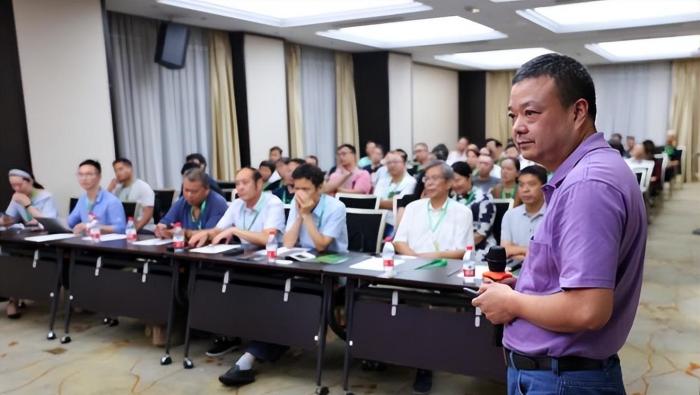 任正非|父亲任正非，姐姐孟晚舟，华为“太子”为何选择创业？