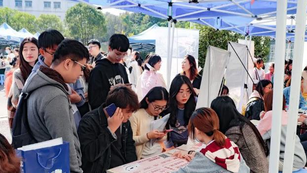 大学生|腾讯下半年“减员潮”，同时提前启动2023届校招，职场真相很残酷