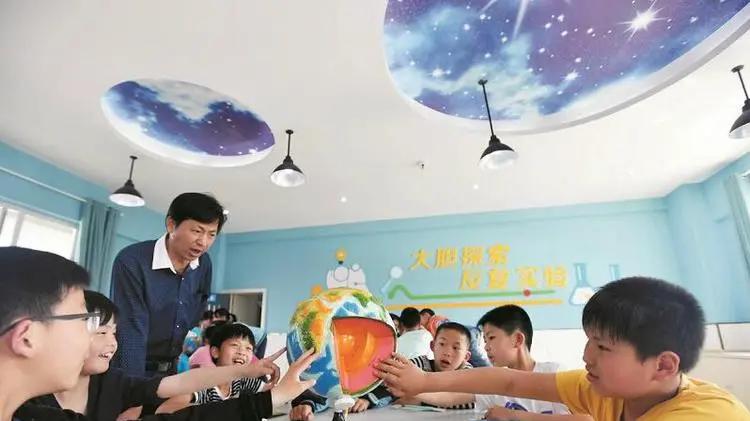 地球科学与各学科间的相互影响