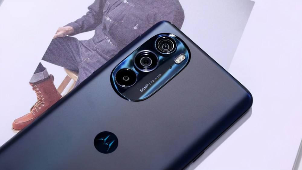 摄像头|首款屏下摄像头8gen1处理器手机，三千多确实挺香，配置也不错