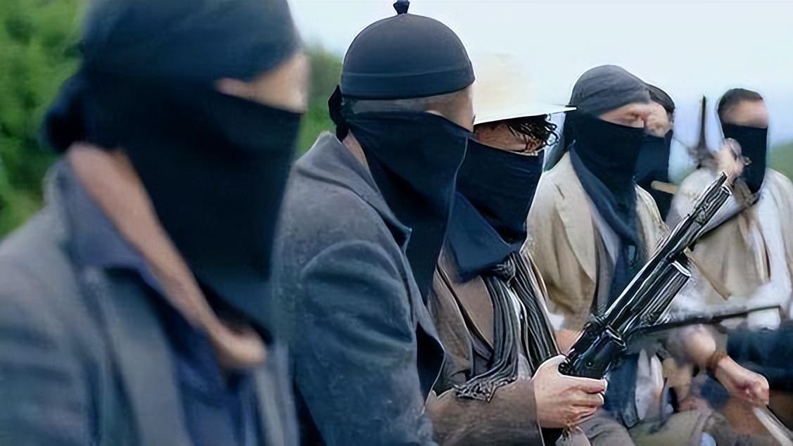 病毒|躺匪与封贼的骂战，是全民皆病期间最大的内耗