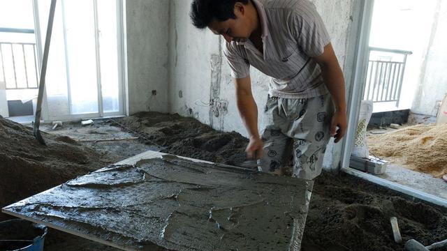 ?瓷砖胶VS瓷砖背胶，真的有必要全屋使用吗？让你全屋用的，都是坑