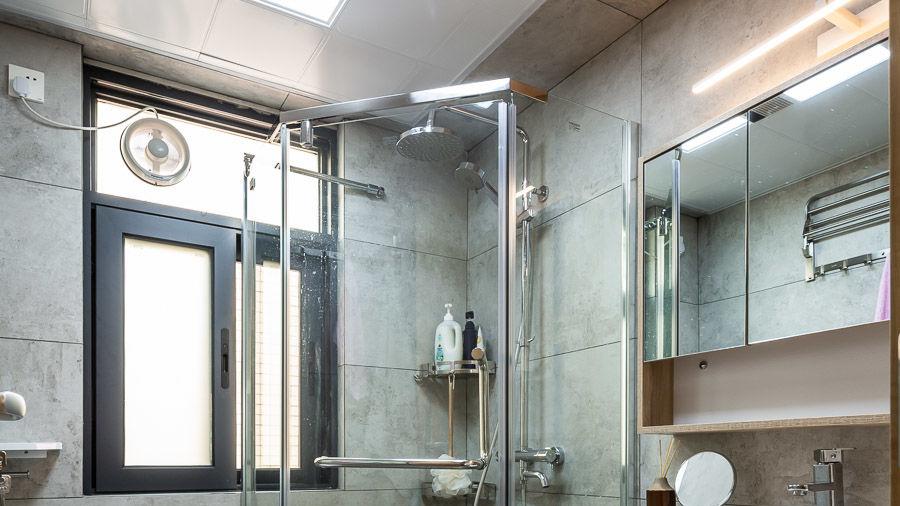 电视墙不造型，客厅打一排小矮柜，邻居不理解，完工后悔没效仿！