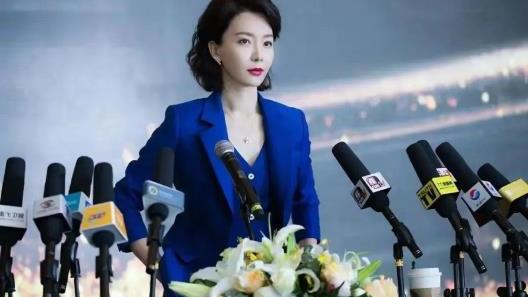 陈数|第二次拥抱：陈数掴了多少“摆拍”女星的脸? 让你们看看啥叫女人