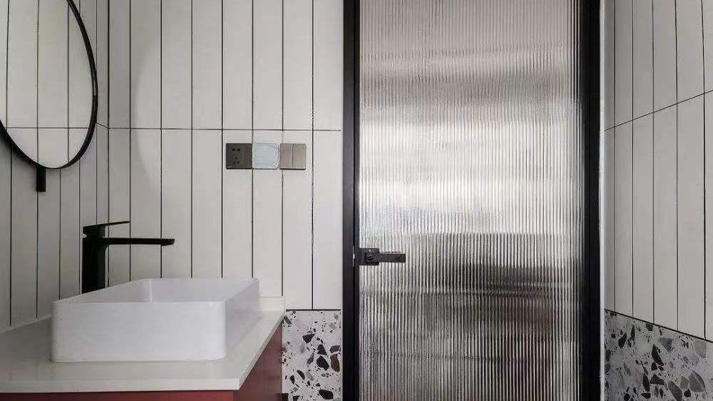 颜值高，带仙气的长虹玻璃门，有什么优缺点，你知道吗？