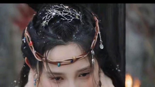 |星河长明观剧体验：冯叔状态不错，恋爱脑挺多，女配造型像极唐嫣