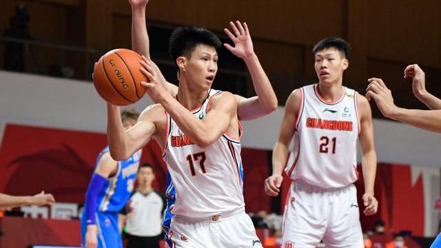 赵锦洋成广东男篮非卖品，交易流言可以停止，杜锋没理由放走他