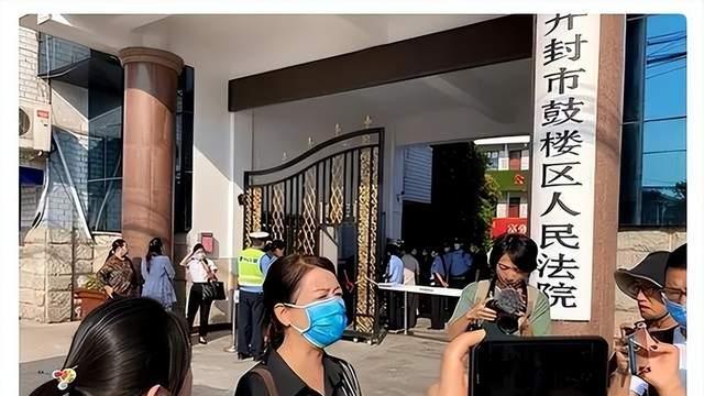 杜新枝发长文反网暴，称许敏对自己有种种伤害，时间点却前后矛盾