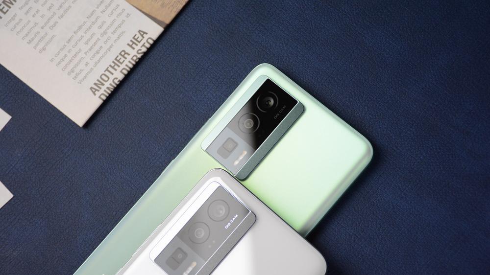 红米手机|红米K60系列双机图赏，外观一模一样，米粉都无法区分？