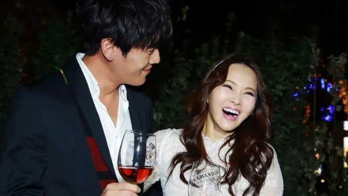 娱乐圈|在娱乐圈，女明星看似对结婚很抵触，其实是没遇到一个好伴侣