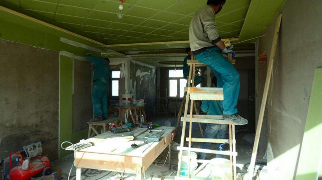 69岁老师傅酒后吐真言：现在业主人傻钱多，这3处净瞎装，全是坑