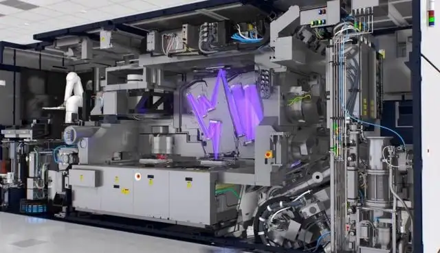 摩托罗拉|在40年前，我们与光刻机失之交臂