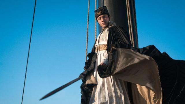 李连杰|广电总局：“重拳出击”明星天价片酬。这六个明星首当其冲弄