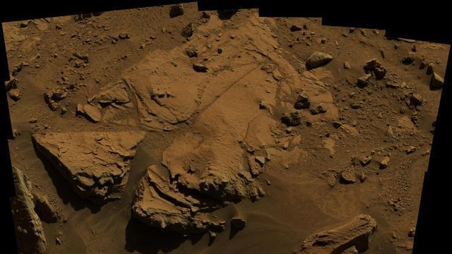 洞察号探测器的新发现，火星赤道区域的水冰没有之前想象的那么多