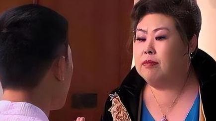 回顾：20岁男子看上40岁富婆，婚后3月就不行了，哀求道：放过我吧