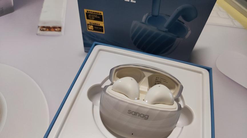 Sanag塞那T40蓝牙耳机：震撼音质，冰元素高颜值