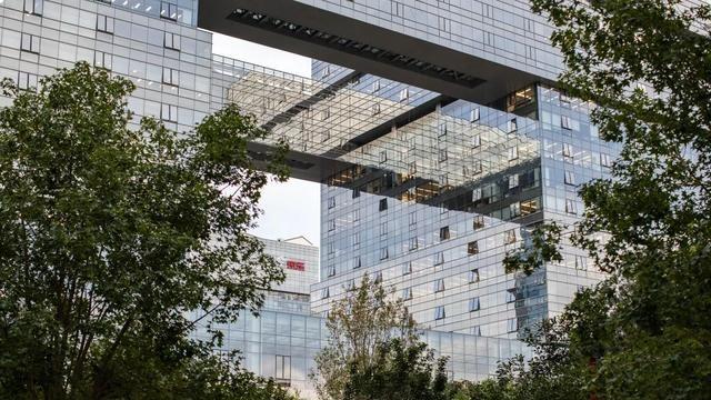 |职场不像校园和家庭，可以选择自己想要的生活方式