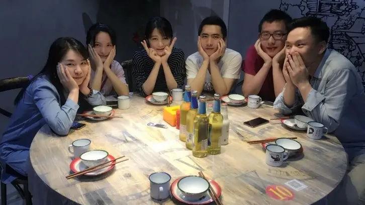 餐桌如何选择？选“圆”好，还是“方”好？