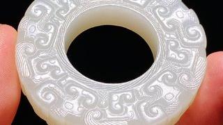 和田玉籽料|清乾隆 和田玉籽料 脂白玉 蟠虺纹 出廓环 玉环 挂件