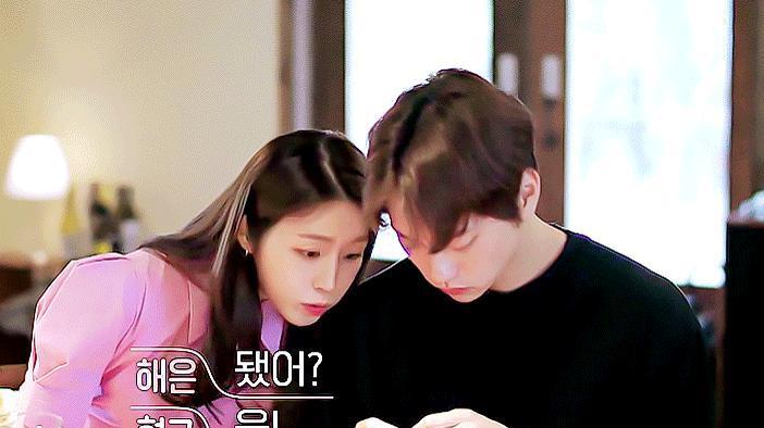 杨超越|《换乘恋爱2》贤圭更新个人照片，海恩马上点赞，这小情侣太甜了