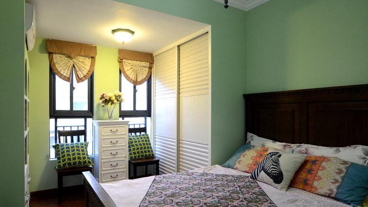 110平美式二居室，中正客厅格局却散发着强烈的生活感知能力