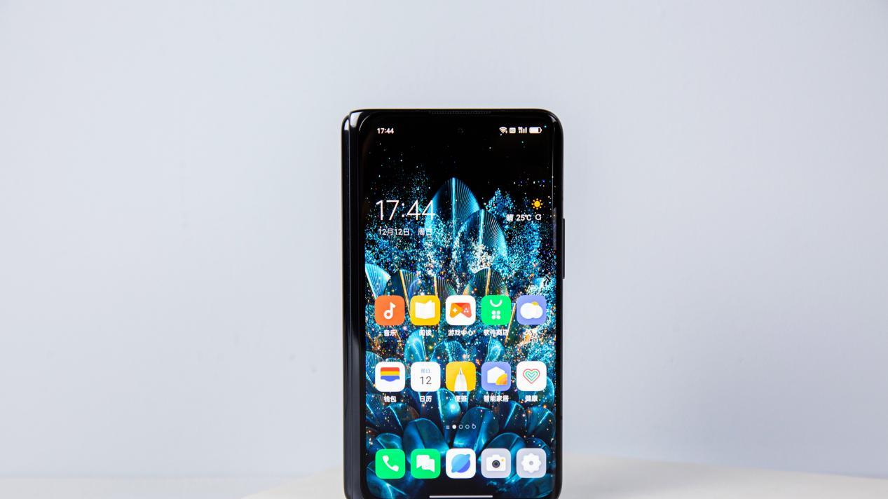 折叠屏|OPPO反超华为夺第一，Find N成当下最火折叠屏，销量力压一众竞品！