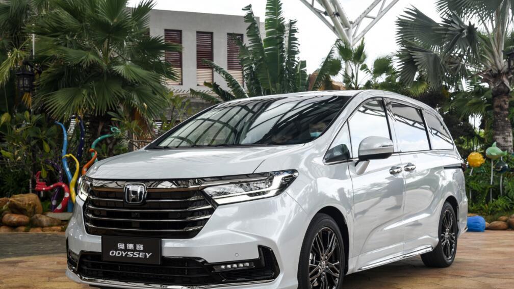 路虎卫士|1月mpv销量排名:赛那依旧大涨,腾势d9表现抢眼